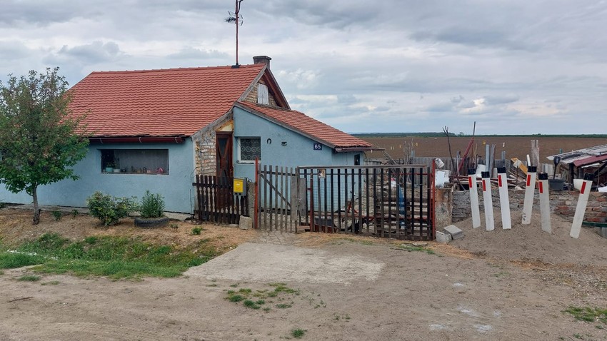 Kuća u kojoj je ubijen M.P. (48) u Hrtkovcima