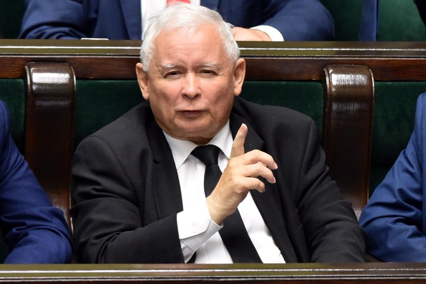 Jarosław Kaczyński:  - Utrzymujemy prawą flankę