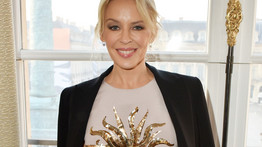 Hoppá: Kylie Minogue hercegnéi babérokra tör?