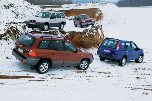 Hyundai Santa Fe kontra Mazda Tribute, Nissan X-Trail i Subaru Forester - Porównanie czterech dalekowschodnich SUV-ów