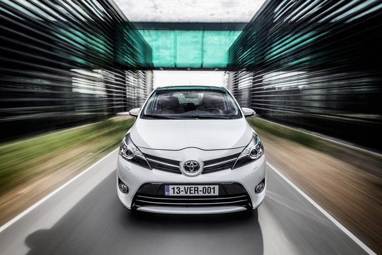 Nowa Toyota Verso idzie w ślady Aurisa