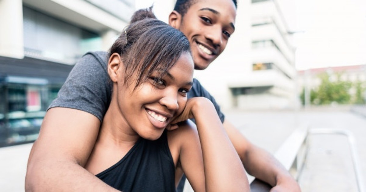 красивые люди группа. How to teach business english. несколько человек. People might. People chatting.