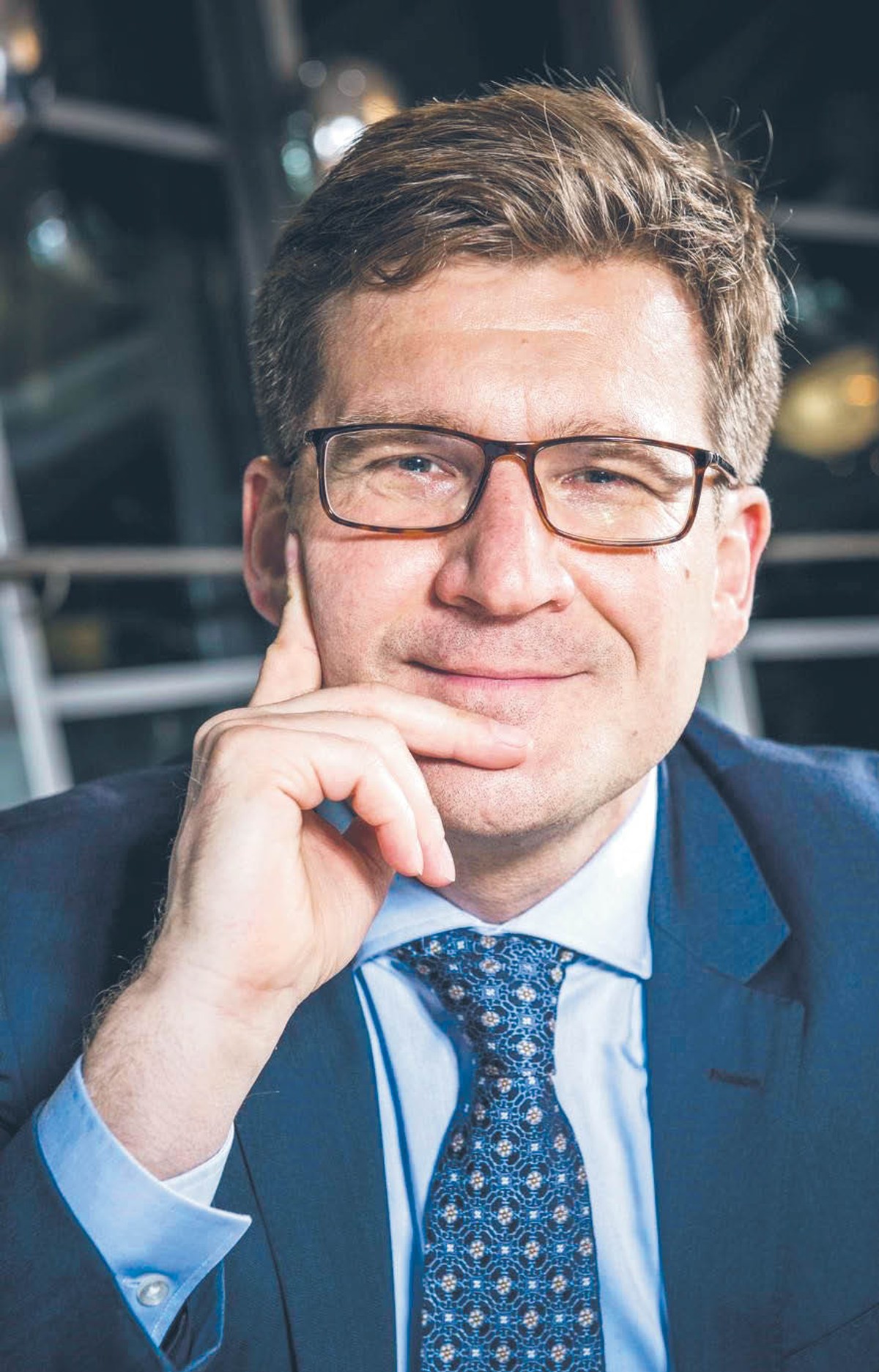 Marcin Piątkowski ekonomista pracujący w Waszyngtonie, prof. Akademii Leona Koźmińskiego, wcześniej wizytujący ekonomista na Uniwersytecie Harvarda. Autor książki „Europejski lider wzrostu. Polska droga od ekonomicznych peryferii do gospodarki sukcesu”