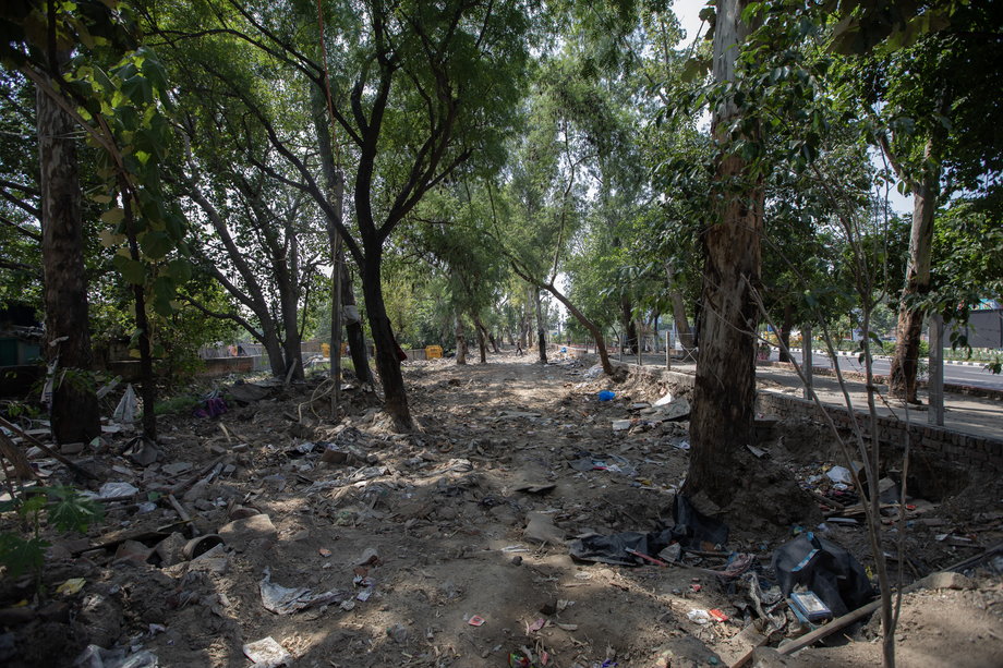 Władze Nowego Delhi zdecydowały się zrównać z ziemią część budynków w slumsach w okolicach obiektów, do których przyjadą goście na szczyt G20