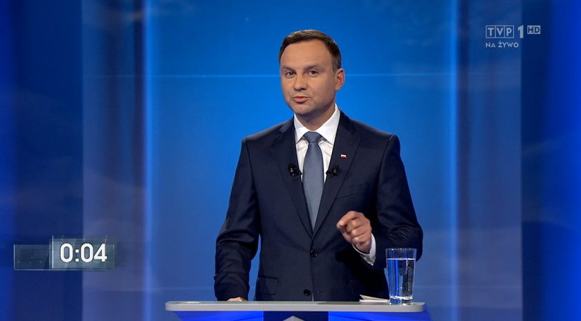 Andrzej Duda podczas debaty prezydenckiej z Bronisławem Komorowskim