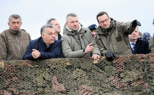 Od lewej : Andrej Babis, Viktor Orban, Peter Pellegrini i Mateusz Morawiecki podczas obchodów rocznicowych z okazji akcesji Państw Grupy Wyszehradzkiej do NATO