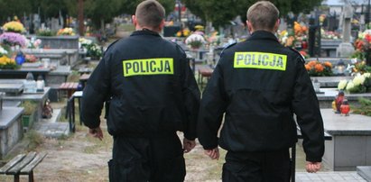 Policja ostrzega. Będą kary za wizyty na cmentarzach