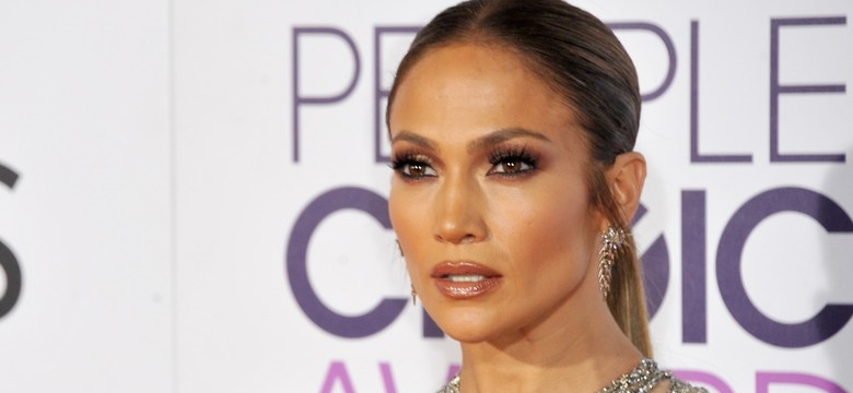 Facet idealny?! Partner Jennifer Lopez robi za królika doświadczalnego w jej biznesie