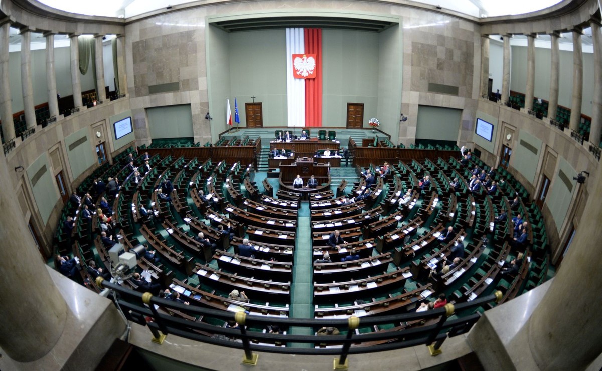 Widok na salę obrad, podczas posiedzenia Sejmu