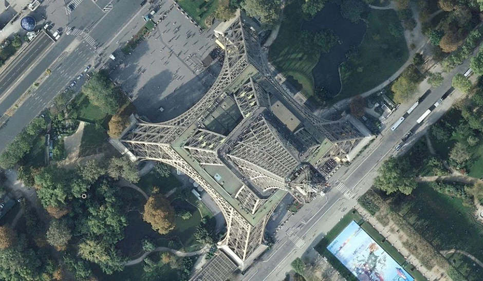 Ajfelova kula u Parizu