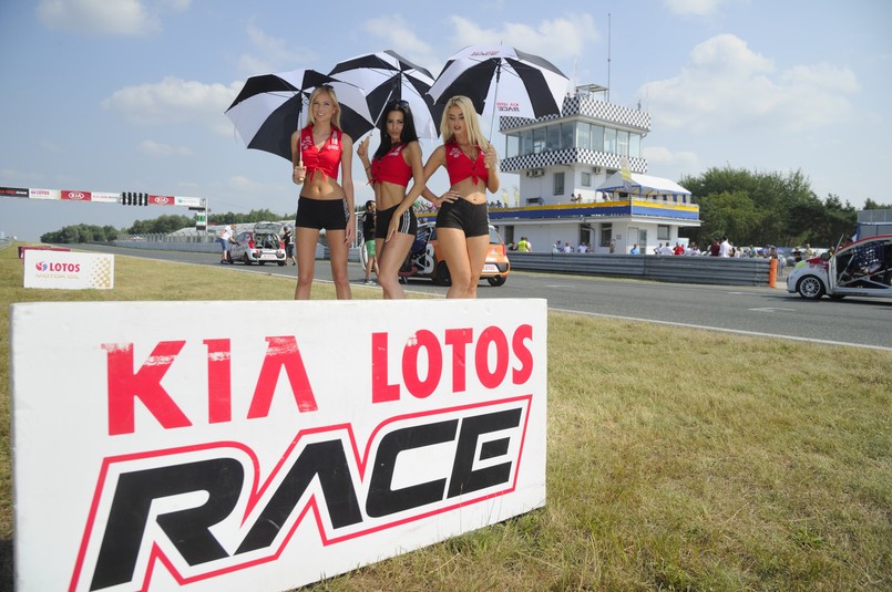 Kia Lotos Race