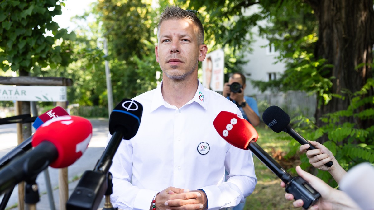 Ekkora a különbség a Tisza Párt és a Fidesz támogatottsága között másfél hónappal a választások után