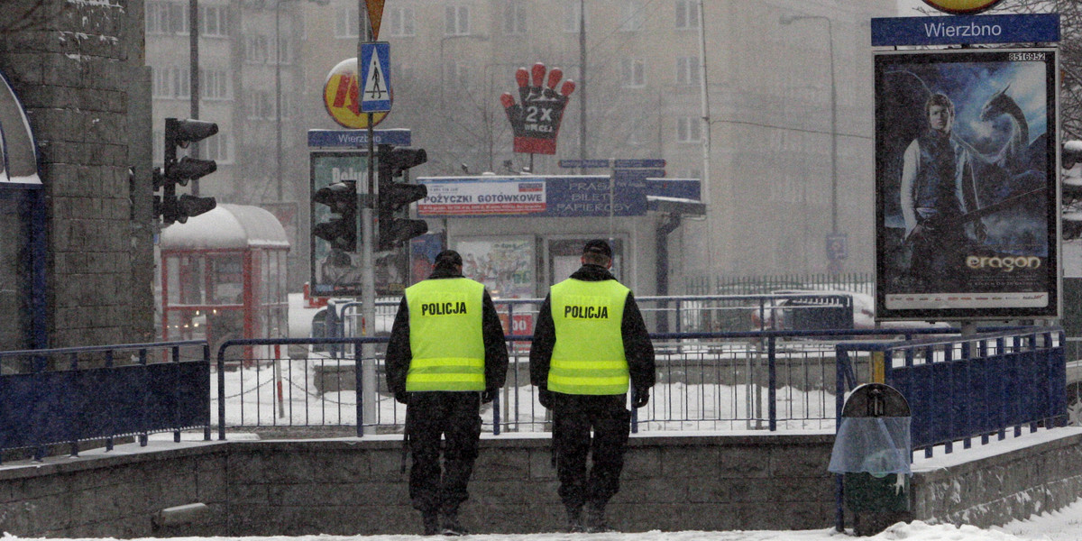 Policja wciąż poszukuje sprawcy homofobicznego ataku.