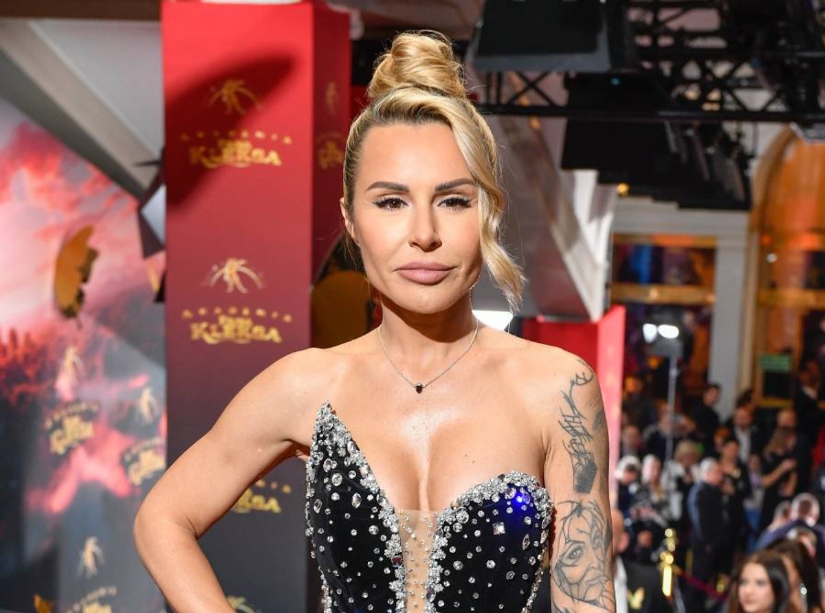 Blanka Lipińska musiała wymienić implanty piersi. Czy jest zadowolona z efektu?