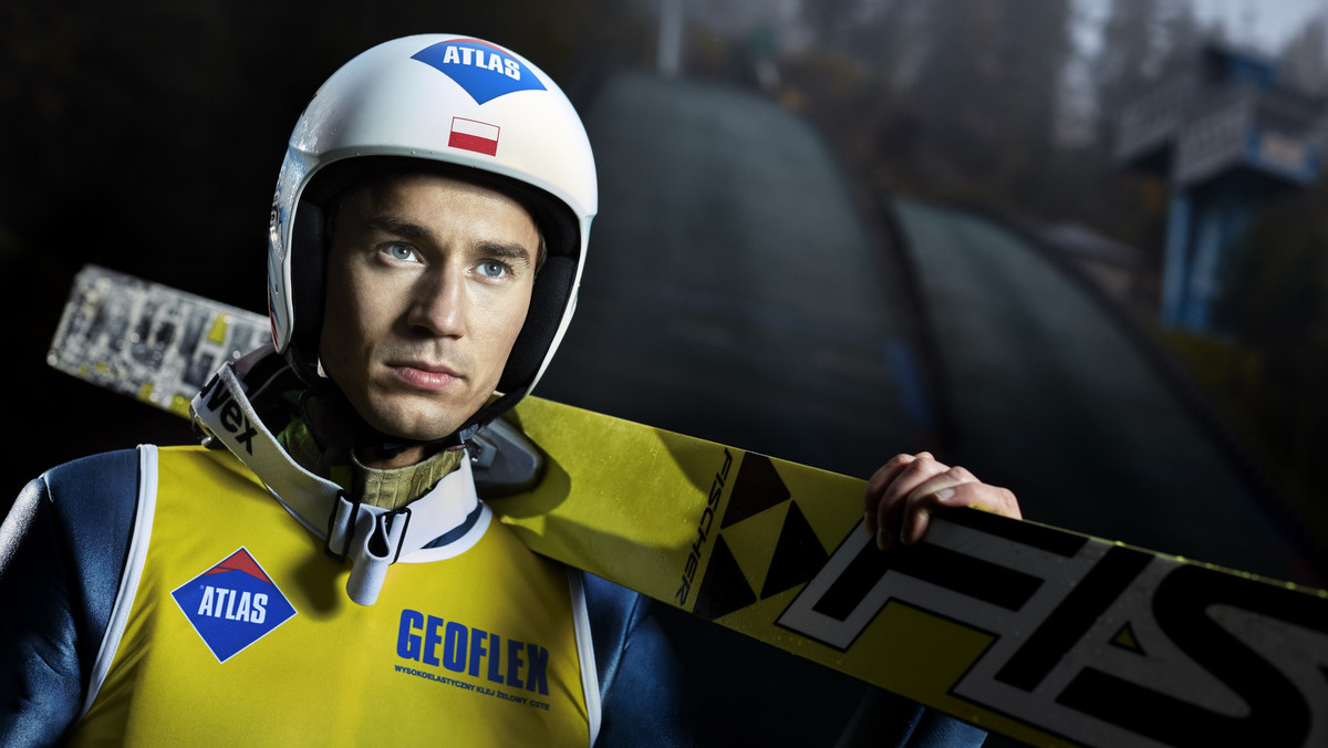 Kamil Stoch jeszcze przez co najmniej dwa lata będzie miał na kasku logo firmy Atlas. Dwukrotny mistrz olimpijski podpisał bowiem z Grupą Atlas nową umowę.