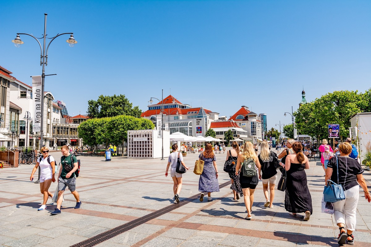 Egipt i Turcja kuszą, Polska odstrasza cenami? Wakacyjny raport
