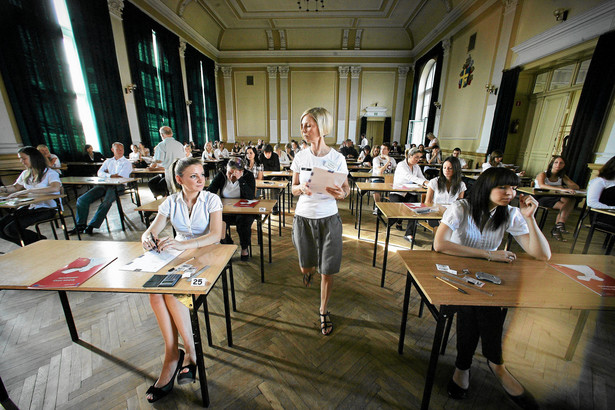 Matura z polskiego 2013. Arkusze i przykładowe ROZWIĄZANIA