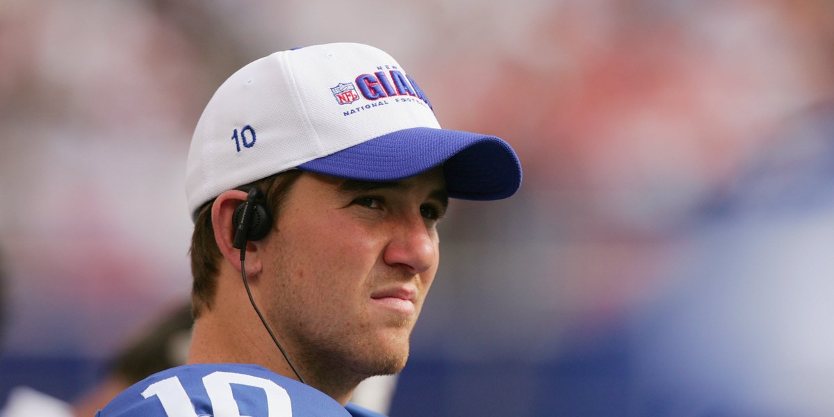 It has been a long time since Eli Manning did not start at QB for the Giants — here is what was going on in the world back then