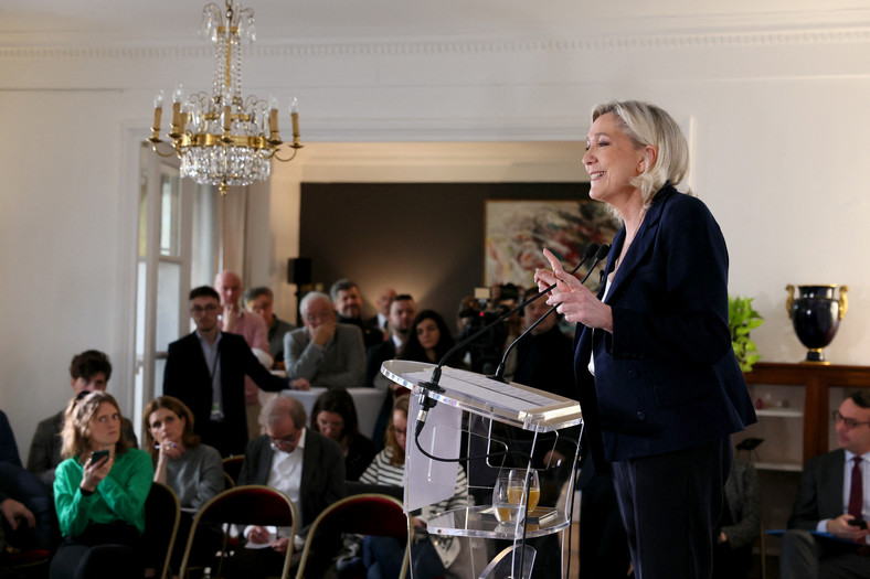 Marine Le Pen, liderka francuskiej skrajnie prawicowej partii, podczas konferencji prasowej, 25 stycznia 2024 r.