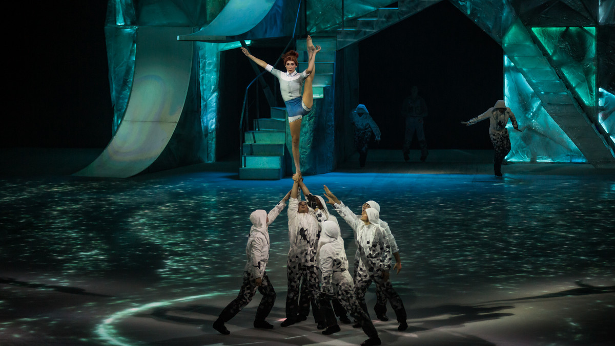 Cirque du Soleil powraca do Polski ze wspaniałym arenowym show: "CRYSTAL". Oszałamiająca produkcja zabierze publiczność w podróż do zagadkowego, skutego lodem świata, gdzie różnorodnym technikom łyżwiarstwa towarzyszą nieprawdopodobne akrobacje w powietrzu.