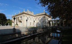 CBA weszło do warszawskich Łazienek. Kontrola dotyczy m.in. dzierżawy budynków na terenie Muzeum