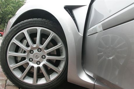 18.08.2006 Warszawa samochod Renault Clio RS model 2006Fot.Piotr Kowalczyk