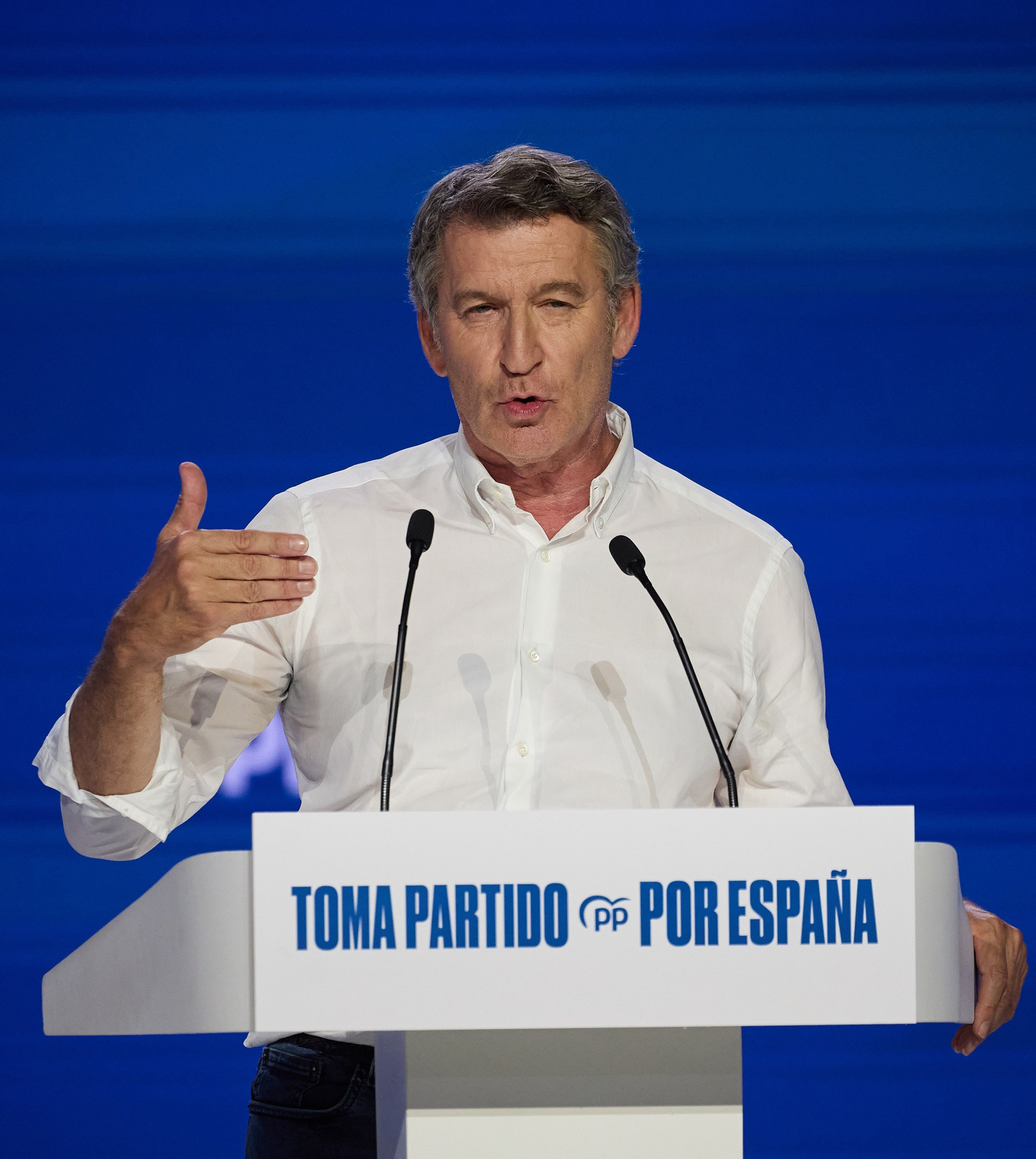 Feijóo apuesta por centralidad para conquistar 10M votantes