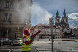 Koronawirus: znoszenie obostrzeń w Czechach