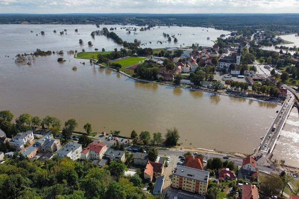 Coraz bliżej nowelizacji budżetu. Specjalna "rezerwa powodziowa" wzrośnie do 3,2 mld zł