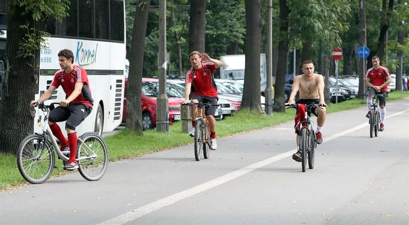 Wiślacy śmigali na rowerach