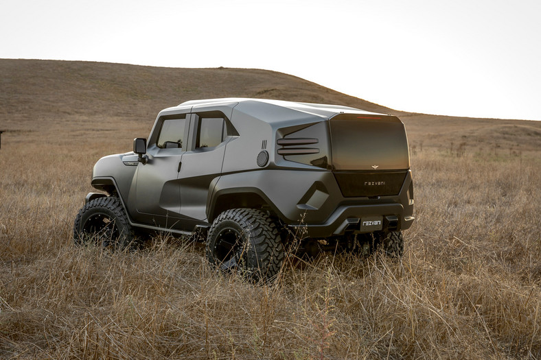 Rezvani Tank – 500-konny SUV na survival