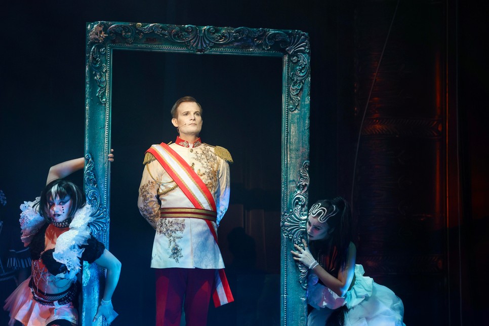 A kisfia születése új motivációt és inspirációt adott Puskás-Dallos Peti művészetéhez