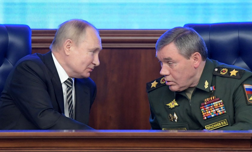 Prezydent Rosji Władimir Putin i gen. Walery Gierasimow.