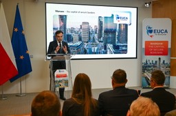 urząd ue ds. celnych będzie miał siedzibę w warszawie? argumenty są poważne