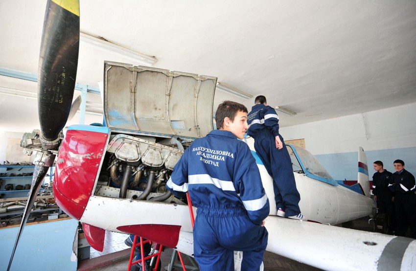 Mali maturanti položili prijemni, ali ne mogu da se upišu