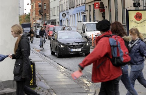 Maskowanie spadnie dopiero w 2010 roku kiedy następna generacja S60 wyjedzie na drogi