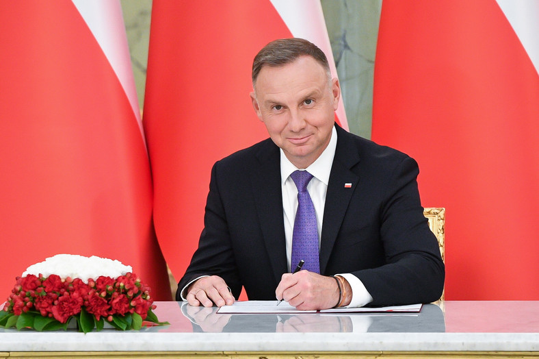 Andrzej Duda podczas uroczystego podpisania ustaw (29.08.2023)