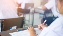 Egzamin ósmoklasisty 2026. Co trzeba umieć z języka polskiego, matematyki i języka obcego?