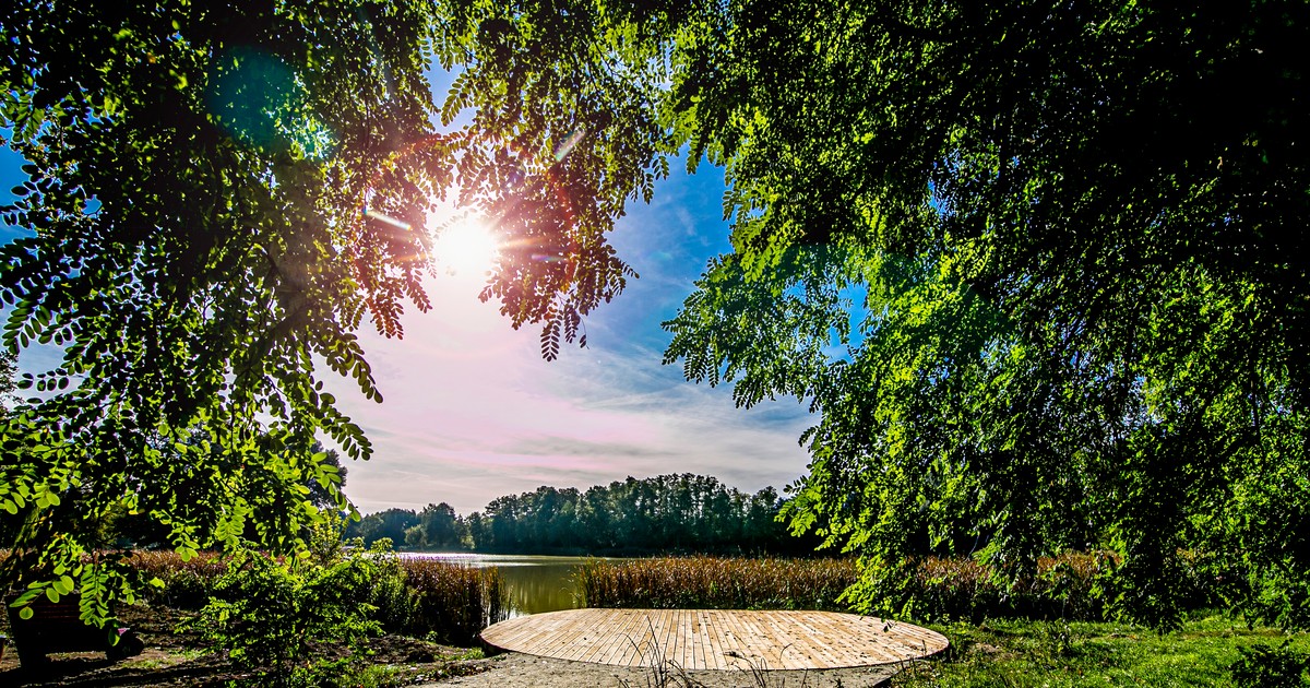 Ten pałac przebudowano na wzór Windsoru. Otaczał go 250-hektarowy park