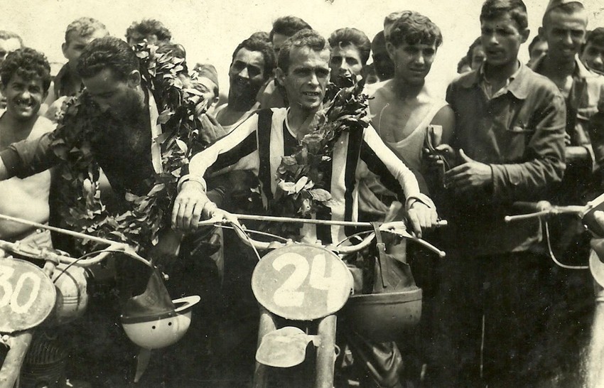 Više od 40 fotografija koje je sakupio Živojin Zdravković izloženo je u Radul begovom konaku