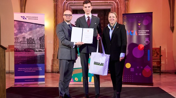 Spośród 179 zgłoszonych wniosków komisja konkursowa wyłoniła 23 laureatów. 