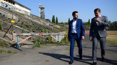 Patryk Jaki zapowiada odbudowę stadionu warszawskiej Skry