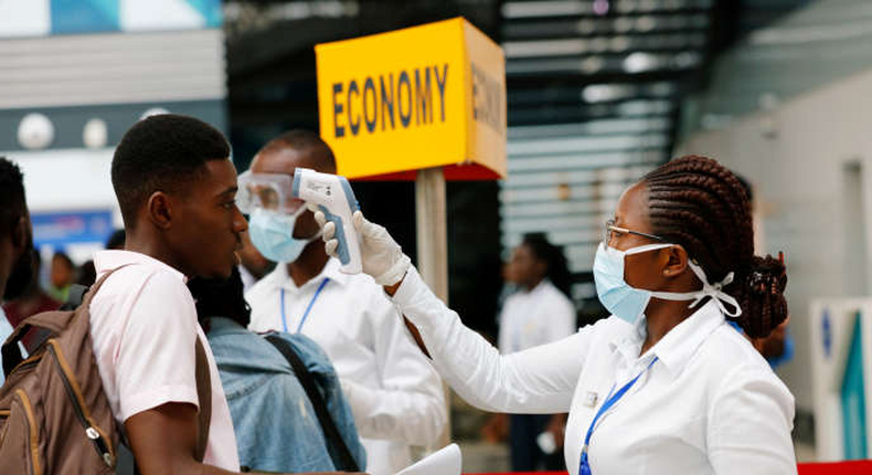 ENTRÉE AU SÉNÉGAL : UN TEST NÉGATIF DE CINQ JOURS SERA EXIGÉ À PARTIR DE MERCREDI