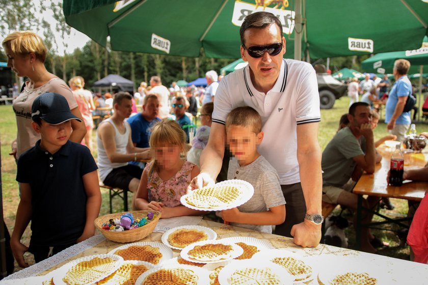 Morawiecki u cystersów . Takiego premiera nie znacie