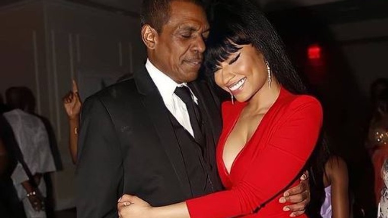 Nicki Minaj and her dad Robert Minaj [Twitter/HomoMrs]