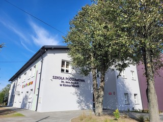 Taniec erotyczny na balu szkolnym. Nagrania z OSP Żywocin wywołały burzę