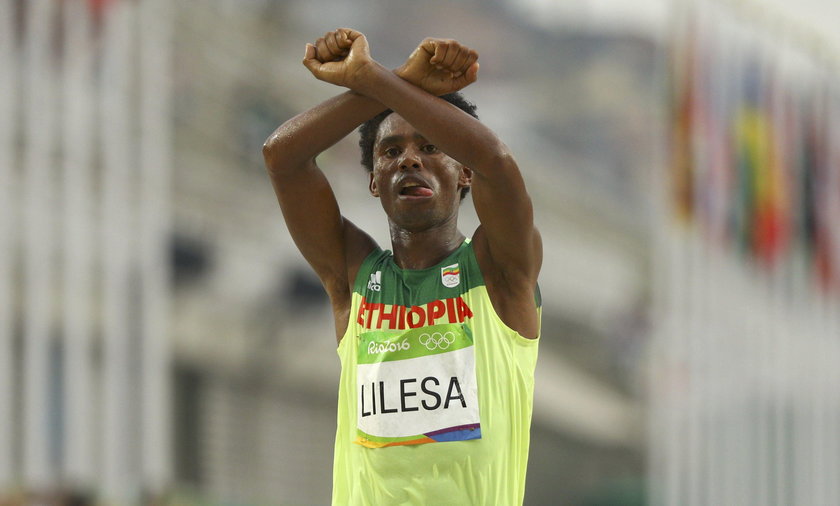 Feyisa Lilesa boi się wrócić do kraju