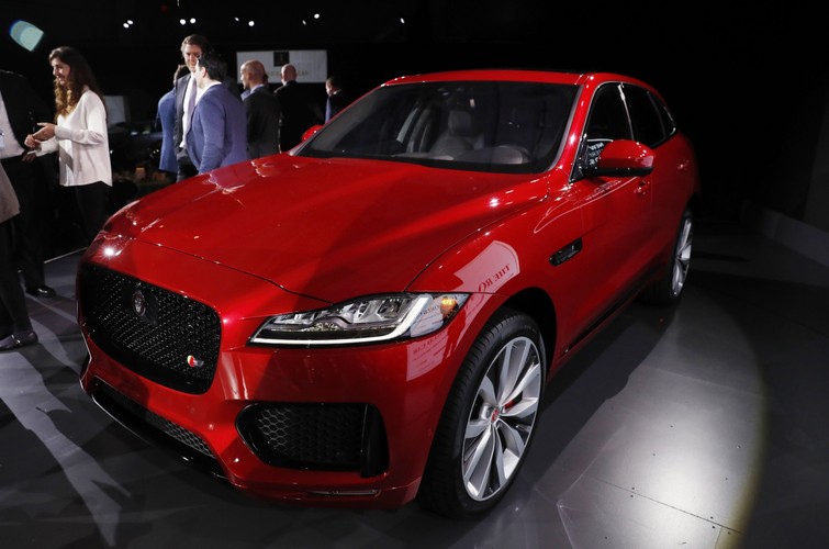 Jaguar F-Pace