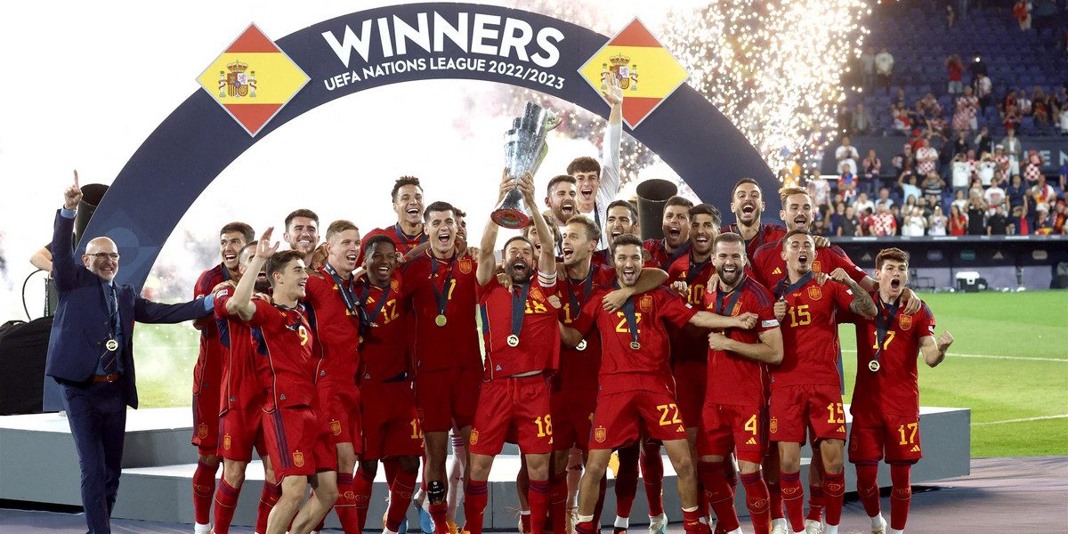 Hiszpania wygrała Ligę Narodów po szczęśliwej serii rzutów karnych. 