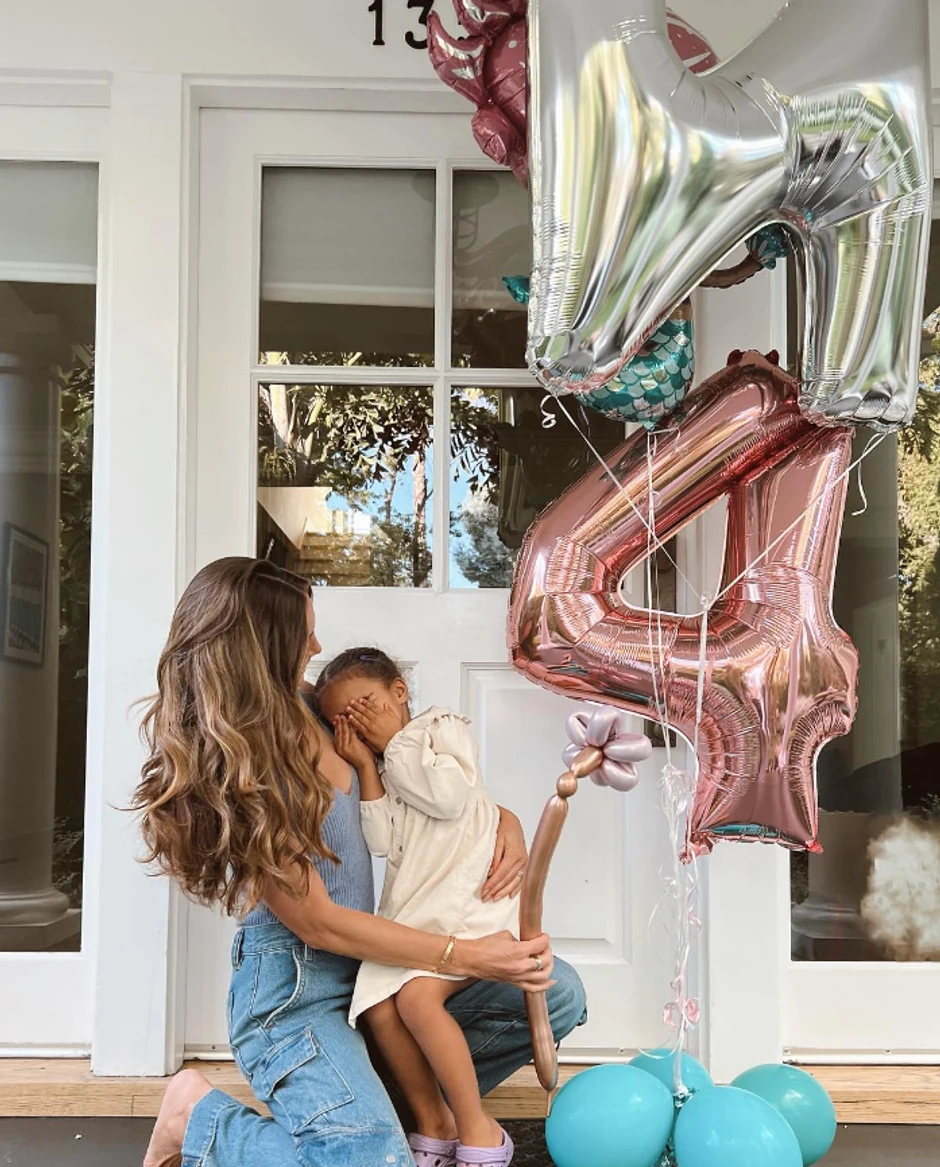 Nina Seničar sa ćerkom